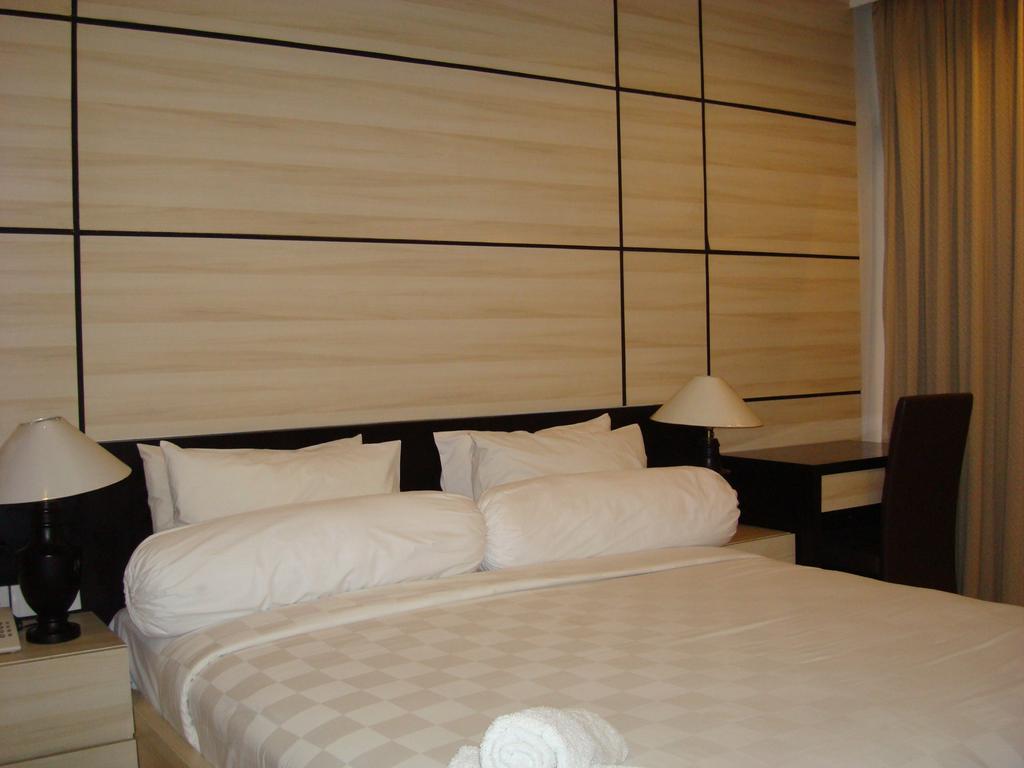 Ap Suite Apartment Kuta Lombok Kültér fotó