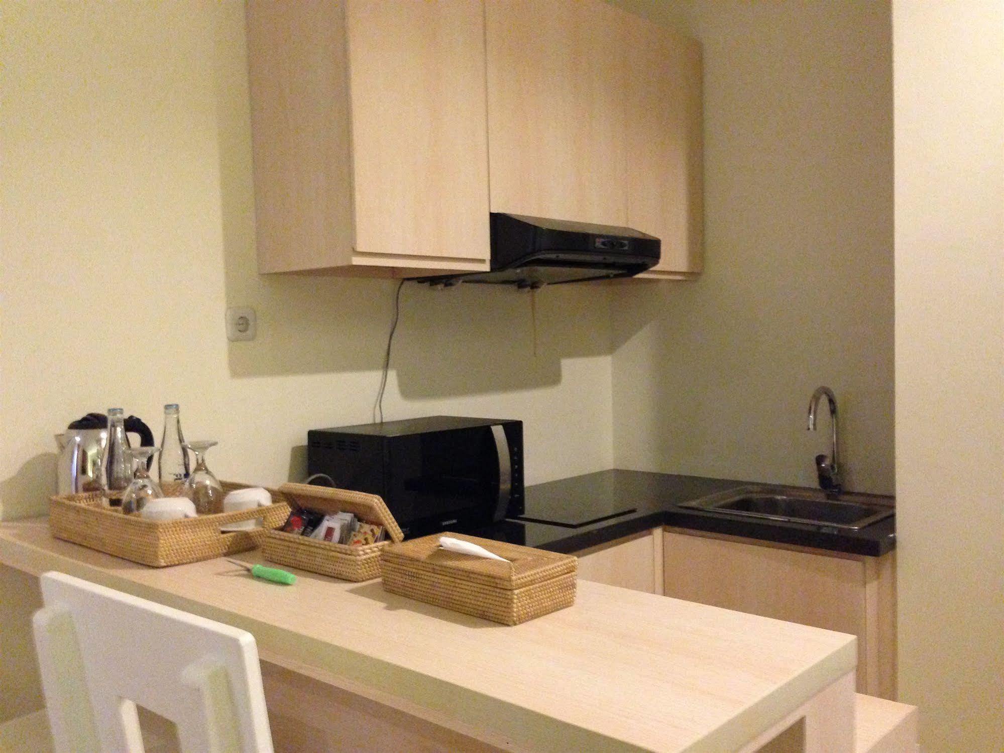 Ap Suite Apartment Kuta Lombok Kültér fotó