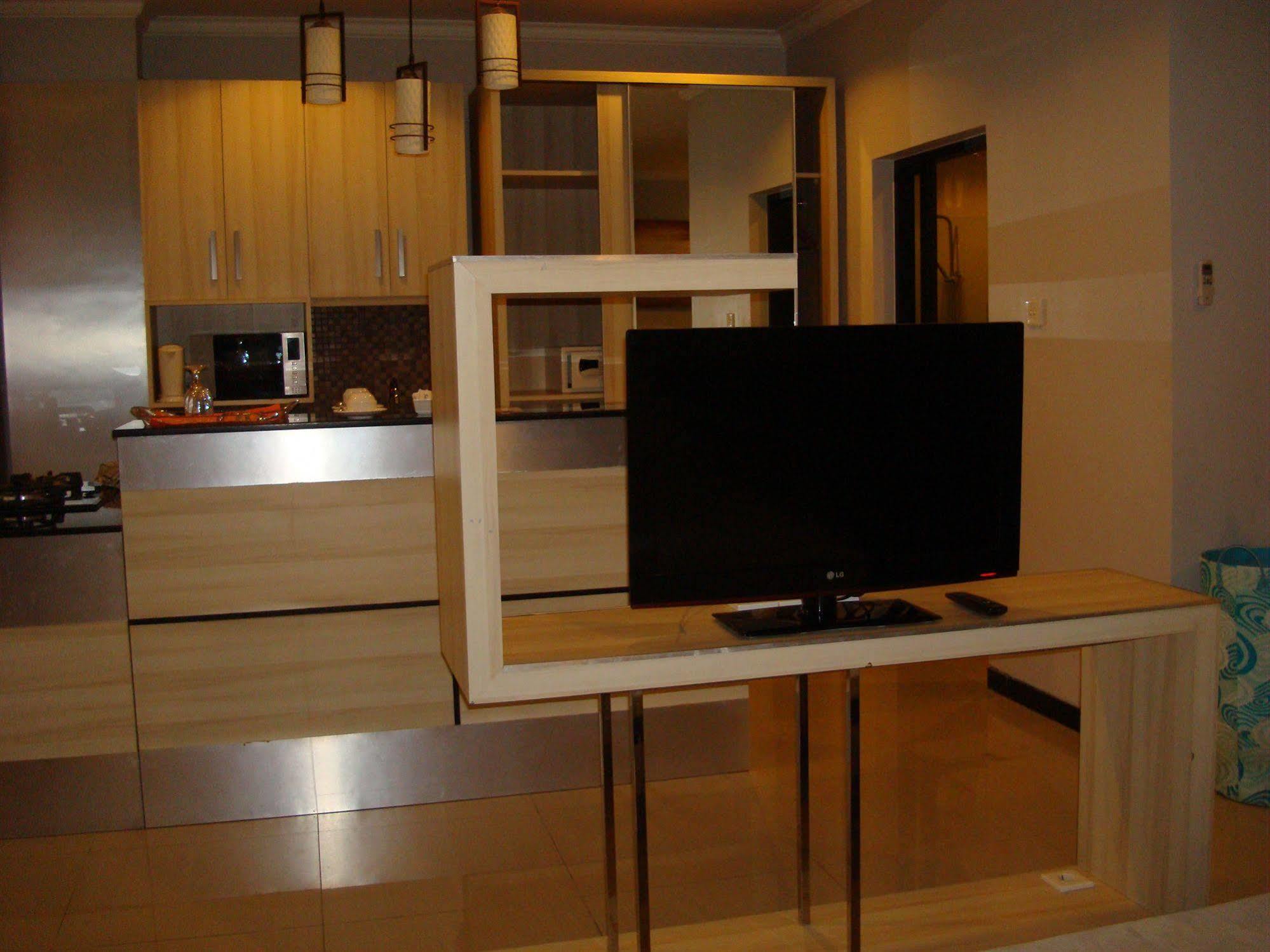 Ap Suite Apartment Kuta Lombok Kültér fotó
