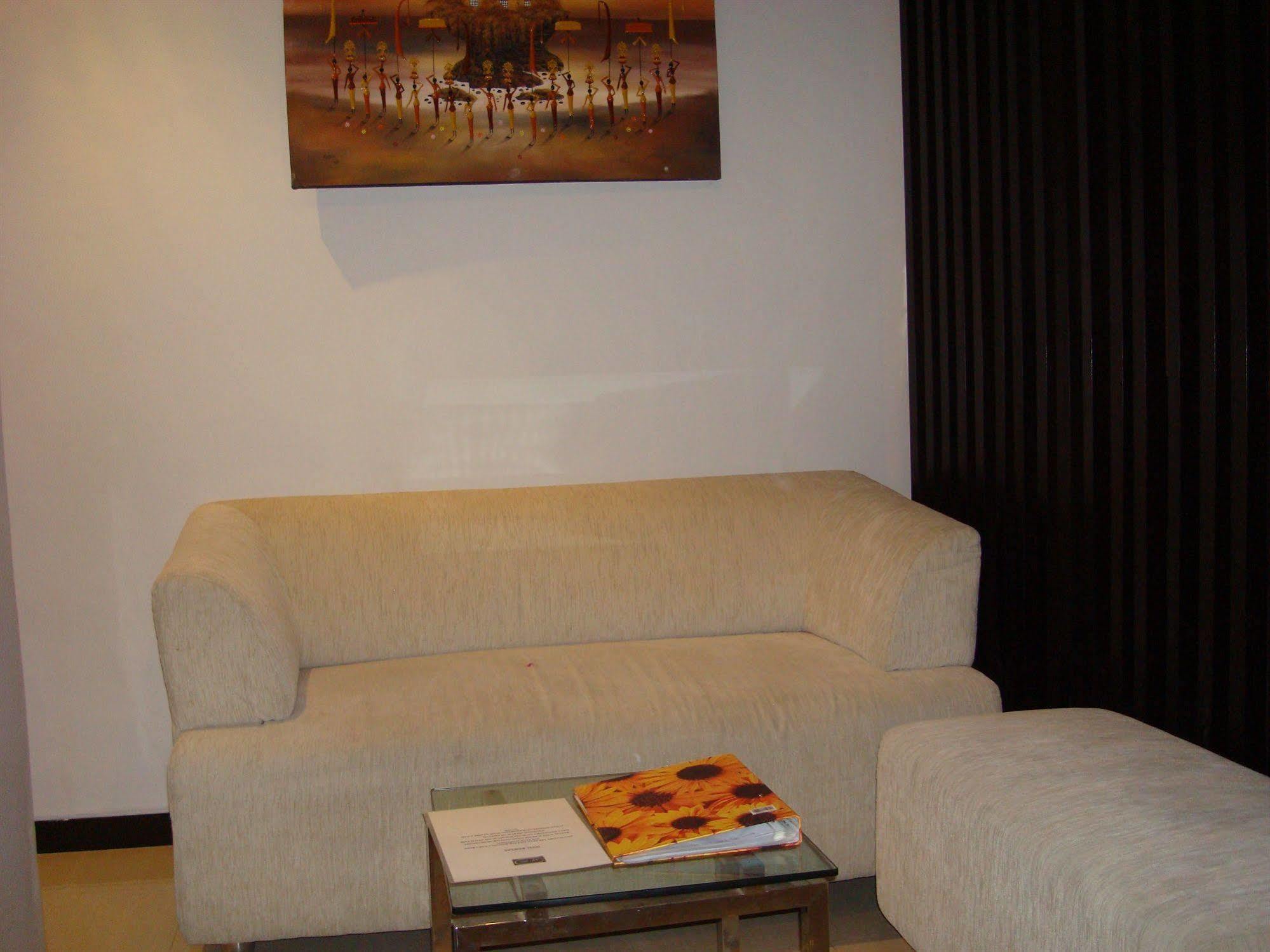 Ap Suite Apartment Kuta Lombok Kültér fotó
