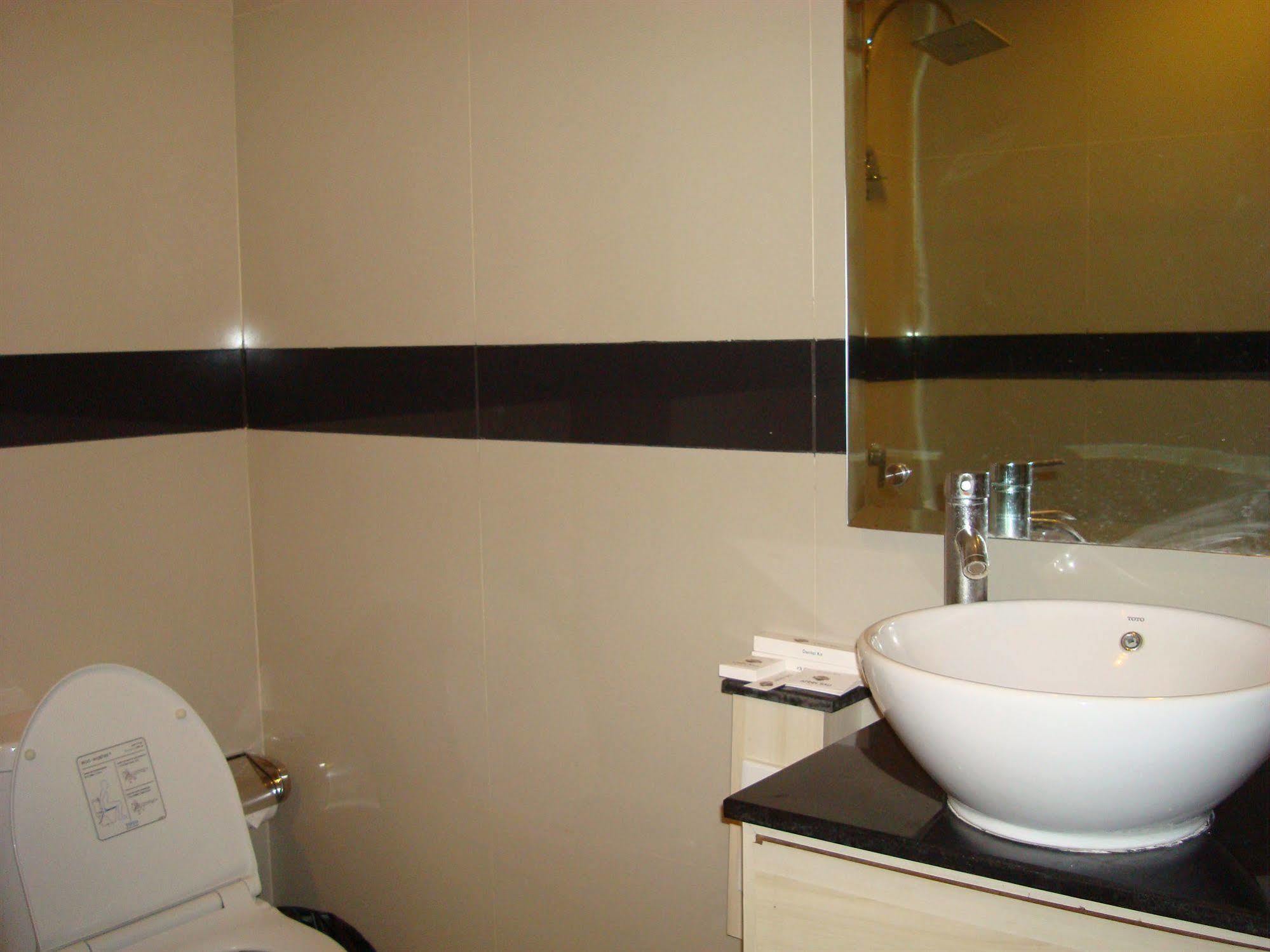 Ap Suite Apartment Kuta Lombok Kültér fotó